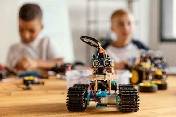 Robotik und Coding kinderleicht