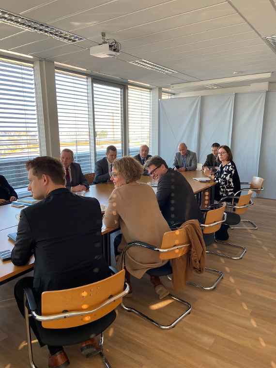 Bildungsminister Martin Polaschek auf Besuch in der Bildungsdirektion NÖ