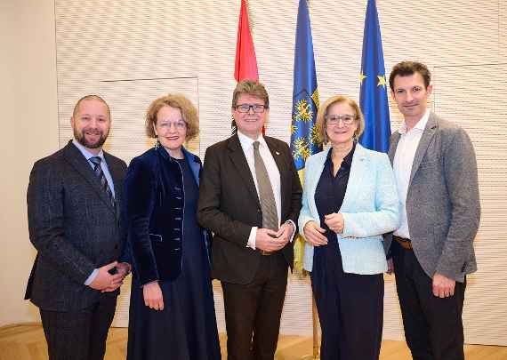 IT Kolleg Gänserndorf Copyright NLK Pfeiffer